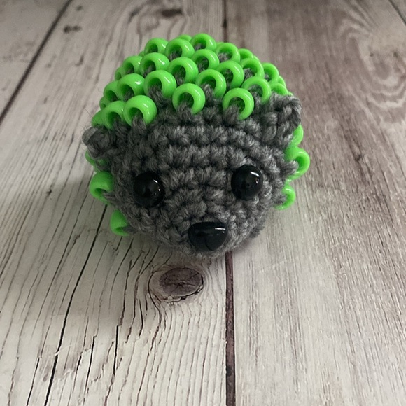 HANDMADE Crochet Beaded Fidget Hedgehog - Picture 13 of 16